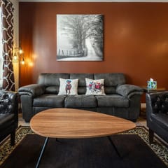 4th Street Suites - Serene King Bed Suite