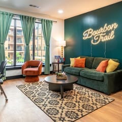 NuLu Suites: Luxury Bourbon Trail King Bed Suite