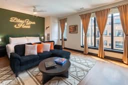 NuLu Suites: Roomy Bless Your Heart King Bed Suite - Image 4