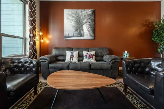 4th Street Suites - Serene King Bed Suite - Image 1