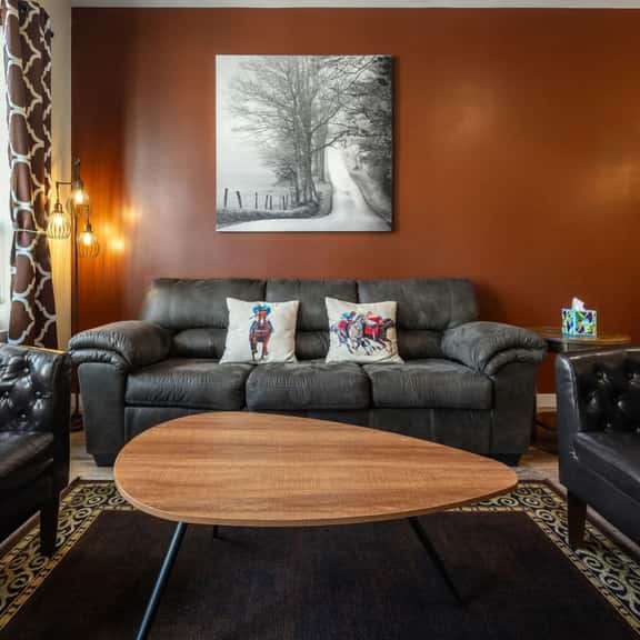 4th Street Suites - Serene King Bed Suite - Image 1