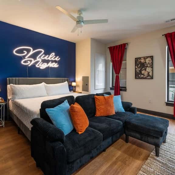 NuLu King Studio | Pool, Free Parking & Bourbon - Image 1